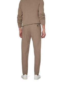 Bugatti, Bundfaltenhose, Mikrofaser-Stretch, Beige Meliert 2 Bugatti, Bundfaltenhose, Mikrofaser-Stretch, Beige Meliert -Herrenausstatter Verkaufe 449478 norm2